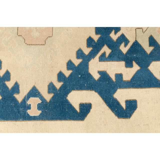 1950s Vintage Hand-Knotted Turkish Kilim Rug in Ivory and Indigo Blue For Sale - Image 5 of 11