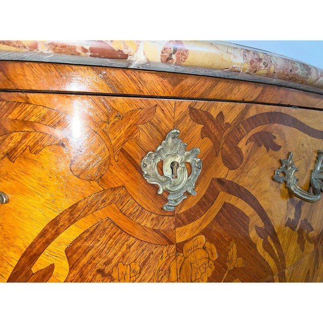 Brown Late 19th Century French Louis XV Marble Top Commode For Sale - Image 8 of 10