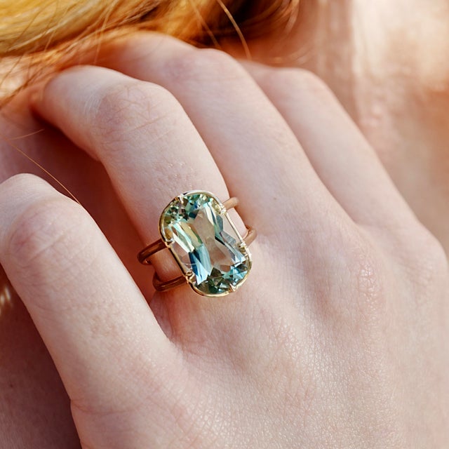 Not Yet Made - Made To Order Kai Reflection Natural 9.50ctw Prasiolite Double Band Twist Ring in 14k Gold (All Sizes Available) For Sale - Image 5 of 8