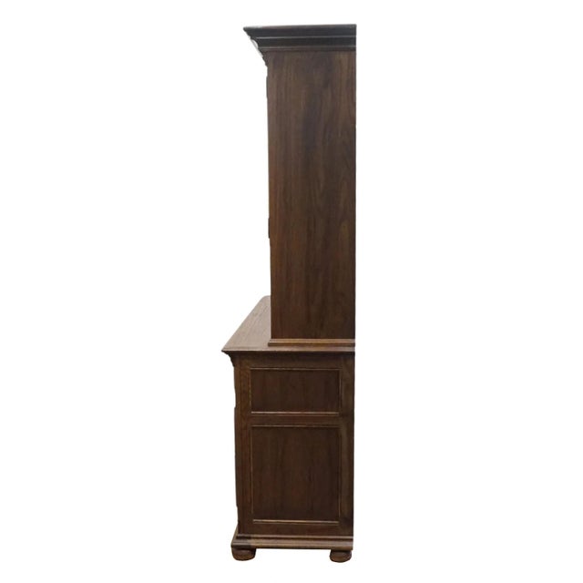 Ethan Allen Royal Charter Solid Oak 55" Buffet W. China Cabinet 16-6007 / 16-6009 For Sale - Image 11 of 13
