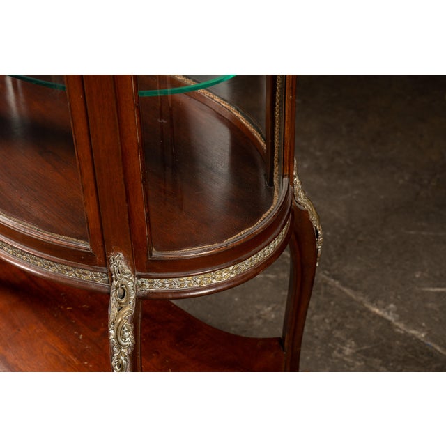 Early 20th Century Louis XVI Style Mahogany Curio Cabinet For Sale - Image 14 of 15