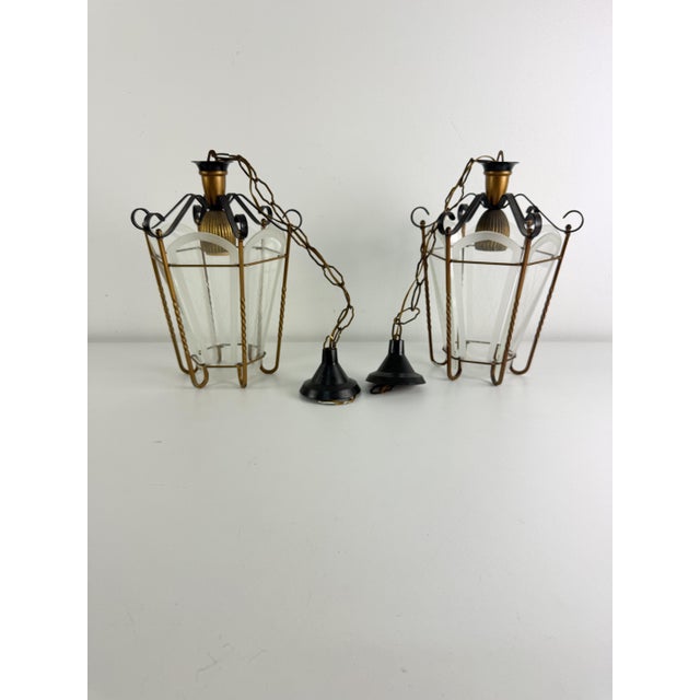 Mid-Century Modern Pendant Lamps in Brass and Murano Glass, 1950s, Set of 2 For Sale - Image 3 of 13