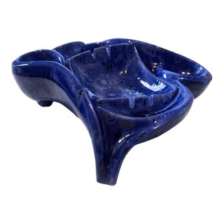 Vintage Studio Art Pottery Cobalt Blue Sculptural Ceramic Ashtray / Catchall Dish, Signed Erm For Sale