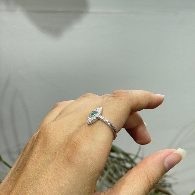 Oval Cut Emerald & Diamond Pavé Cocktail Ring in 925 Sterling Silver, Size 7 For Sale - Image 9 of 13