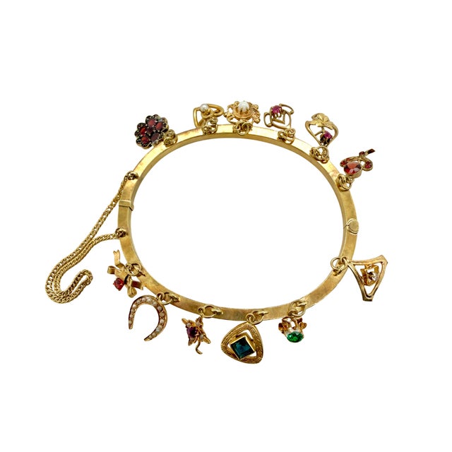 Mid 19th Century Victorian Gold Charm Bangle Bracelet With Gemstone Stickpin Charms – 19th Century For Sale - Image 5 of 5