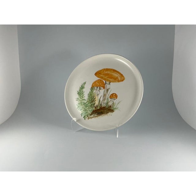 1960s Vintage Hand-Painted Mushroom Plate Set of 9 Italian Ceramic Art, 1970, Set of 9 For Sale - Image 5 of 18