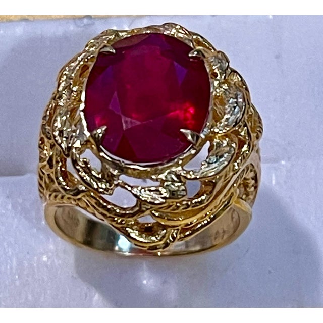 The School of Paris 5 Carat Treated Oval Ruby 14 Karat Yellow Gold Cocktail Ring For Sale - Image 3 of 18