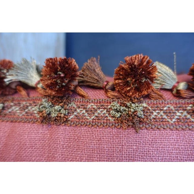 Melissa Levinson Pair of Metallic and Chenille Appliqued Linen Pillows by Melissa Levinson For Sale - Image 4 of 6