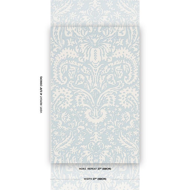 Veere Grenney was inspired by 17th- and 18th-century Venetian silks when he created Suffolk Damask, an elegant floral with...