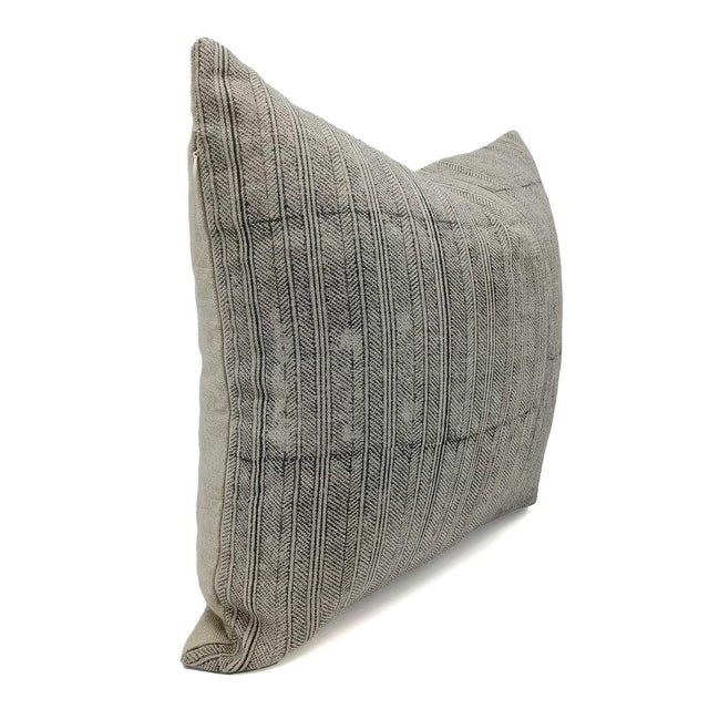 Fabdivine Handmade Block Printed Cushion Cover 14x36 Inch Thick Linen-Black Leheriya For Sale - Image 4 of 6