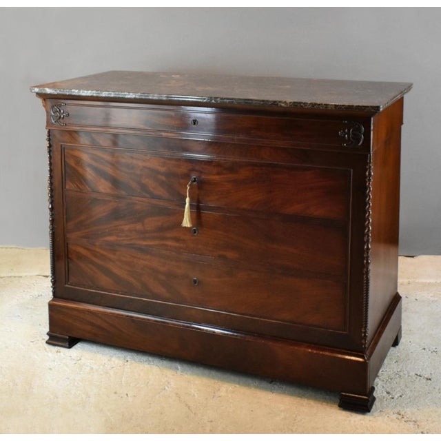 19th Century French Mahogany Chest of Drawers For Sale - Image 11 of 17
