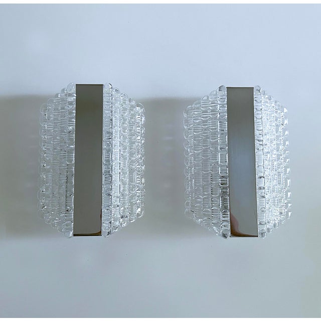 Mid-Century Modern Vintage Bubble Glass Sconces, 1970s, Set of 2 For Sale - Image 3 of 18