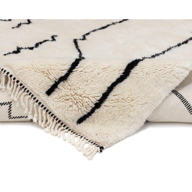 Contemporary Hand-Knotted Wool Rug by Azele Studio For Sale - Image 3 of 12