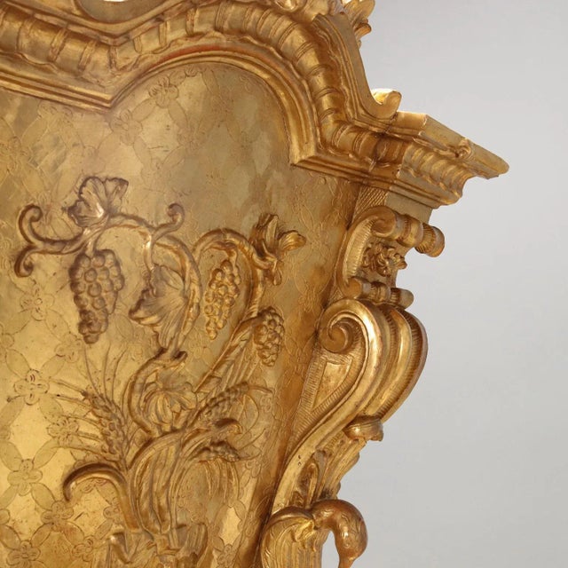 Italian Case in Carved Gilded Linden Wood For Sale - Image 6 of 16