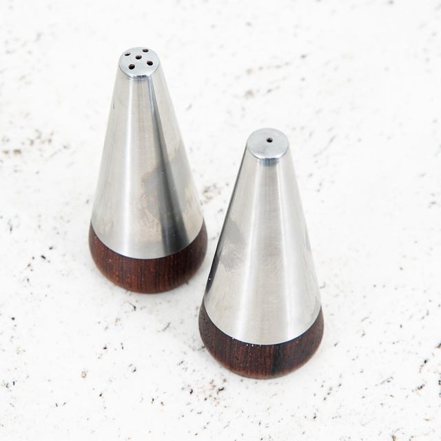Mid 20th Century Danish Modern Salt Pepper Shaker Set Rosewood A&b Mobler Pair Two For Sale - Image 4 of 10