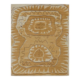 Rug & Kilim’s Scandinavian Style Rug in Gold With Geometric Patterns For Sale