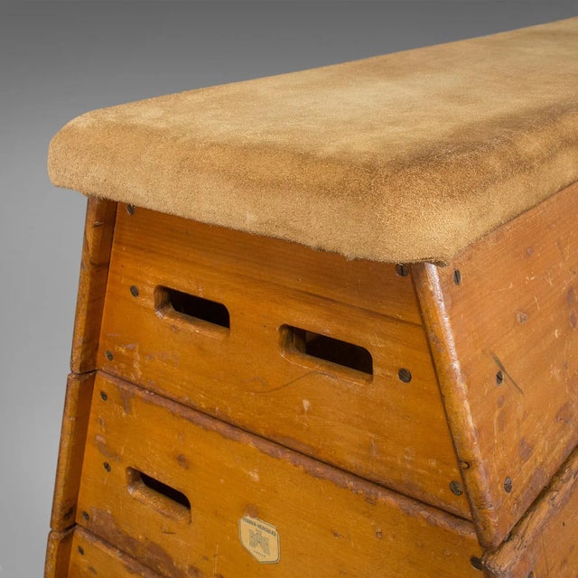 Brown 1940s Large Vintage English Beech Box Vault For Sale - Image 8 of 11