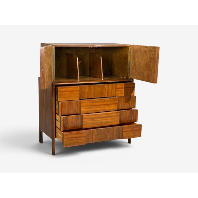 Edmond J. Spence, Sculptural Highboy, Walnut, Sweden, 1950s For Sale - Image 9 of 14