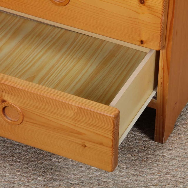 Pine Chest of Drawers by Charlotte Perriand for Les Arcs, 1960s For Sale - Image 6 of 8