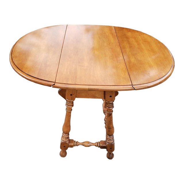 Mid-Century Ethan Allen American Classical Maple Drop Leaf Side Table For Sale