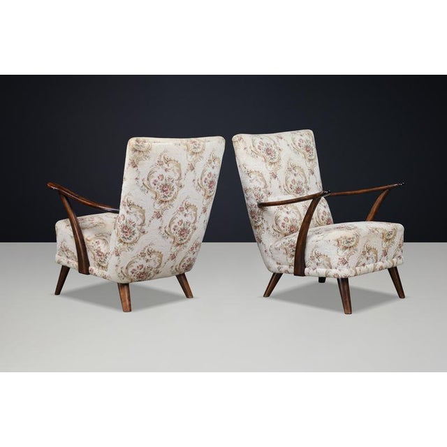Cream Italian Art Deco Walnut Chairs with Original Upholstery, 1940, Set of 2 For Sale - Image 8 of 15