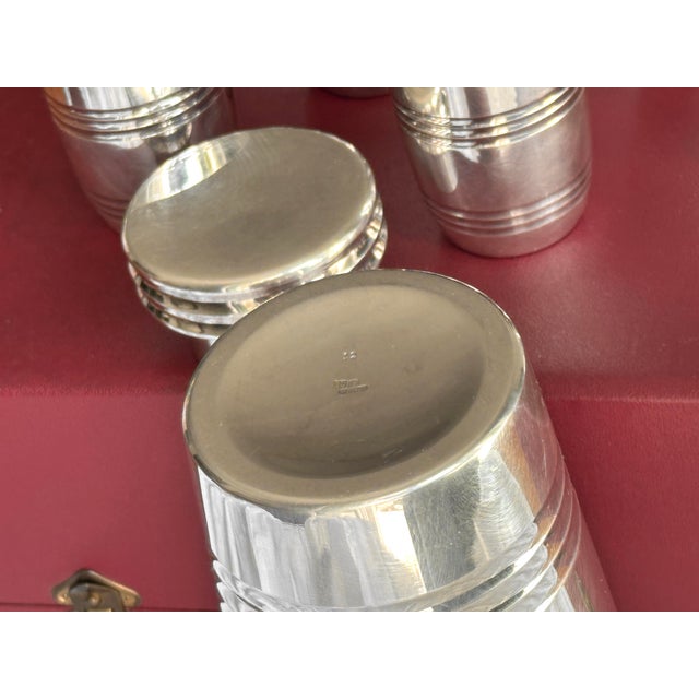 Silver Art Deco Cocktail Shaker and Silver-Plated Glasses with Ondulation Pattern from Silversmith Saint Médard, France, 1930s, Set of 9 For Sale - Image 8 of 10
