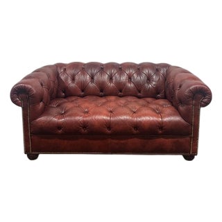 Late 20th Century Fine Leather Chesterfield Sofa Loveseat For Sale