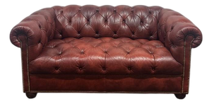 Late 20th Century Fine Leather Chesterfield Sofa Loveseat