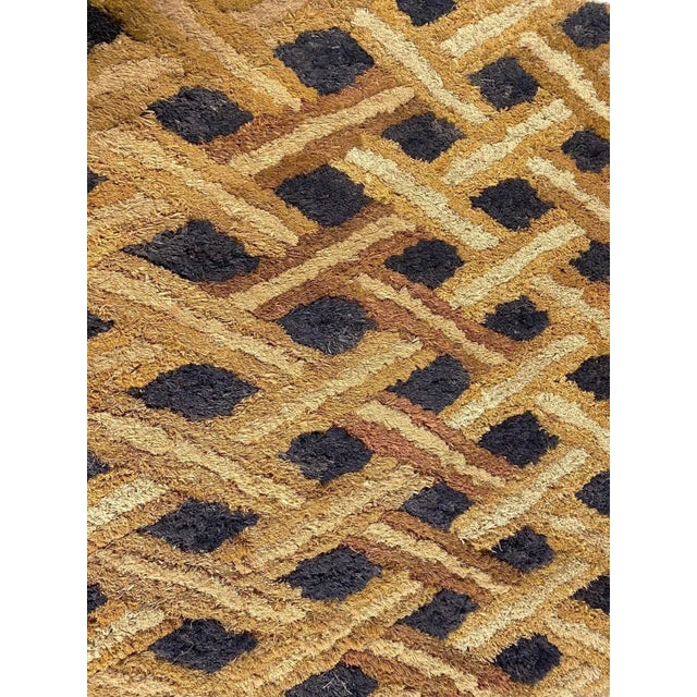 Vintage African Kuba Kasai Velvet Raffia Textile Zaire 23 "By 22.5" For Sale In New York - Image 6 of 7