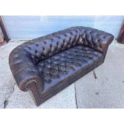 Chesterfield Leather Sofa, Vintage Upholstery, Patina Finish, 1985 For Sale In Philadelphia - Image 6 of 17