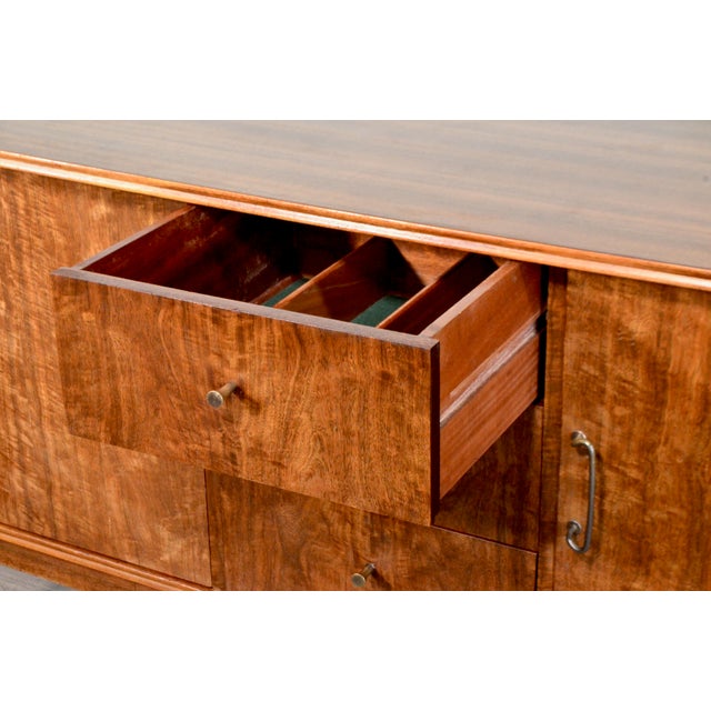 1960s Brass and Walnut Sideboard from Vanson, 1960s For Sale - Image 5 of 9