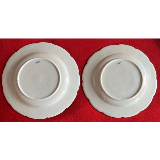 Antique 18th Century French Louis XV Chantilly Porcelain Dinner Plates in Blue and White Sprig, Circa 1760 - Set of 8 For Sale In New York - Image 6 of 13
