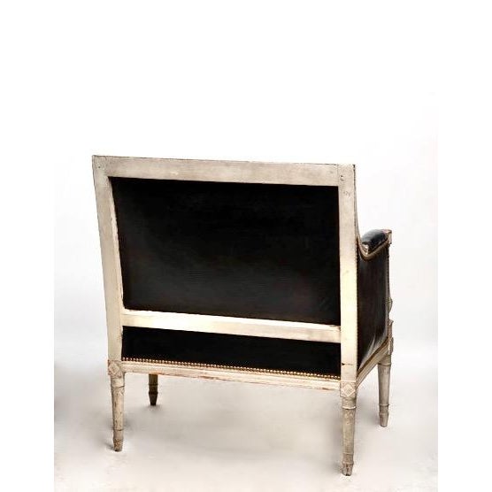 French Pair Louis XVI/Directoire Bergeres, Late 18th Century or Early 19th Century For Sale - Image 3 of 16