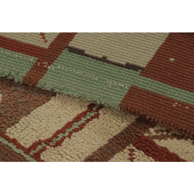 Textile Antique Hooked Runner With Geometric Design in Brown & Green - Rug & Kilim For Sale - Image 7 of 7