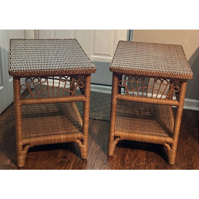 A Pair of Vintage Coastal-Style Wicker and Rattan End Tables by Pacific Traders and Manufacturing Corporation PTMC in the Philippines. For Sale - Image 9 of 12