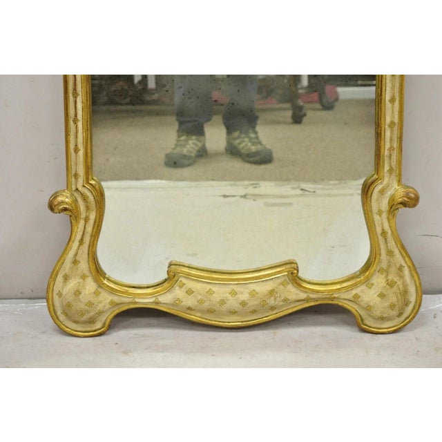 Vintage Italian Florentine Carved Sculpted Giltwood Cream and Gold Wall Mirror For Sale - Image 4 of 12