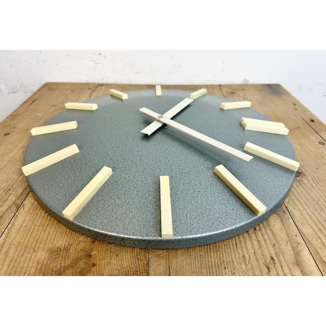 Industrial Grey Office Wall Clock from Pragotron, 1970s For Sale - Image 13 of 18