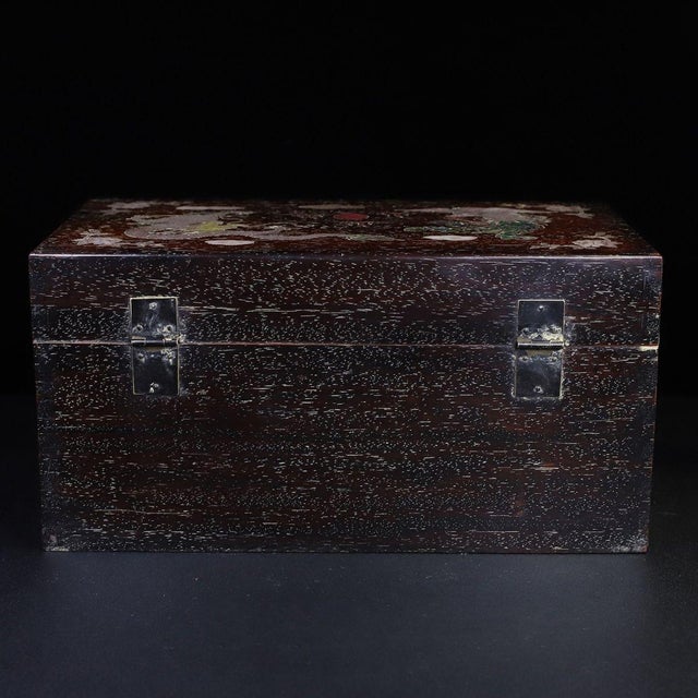 Chinese Zitan Wood Box Inlaid With Mother-of-Pearl Dragon & Phoenix For Sale - Image 3 of 10