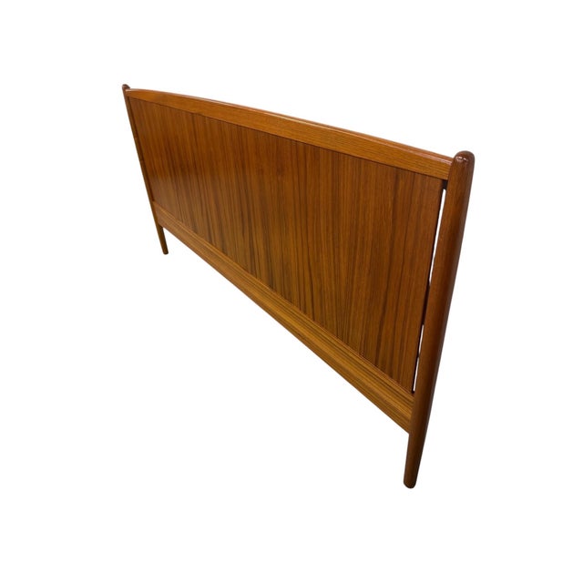 Mid-Century Modern Mid-Century Danish Modern King Size Teak Headboard For Sale - Image 3 of 6
