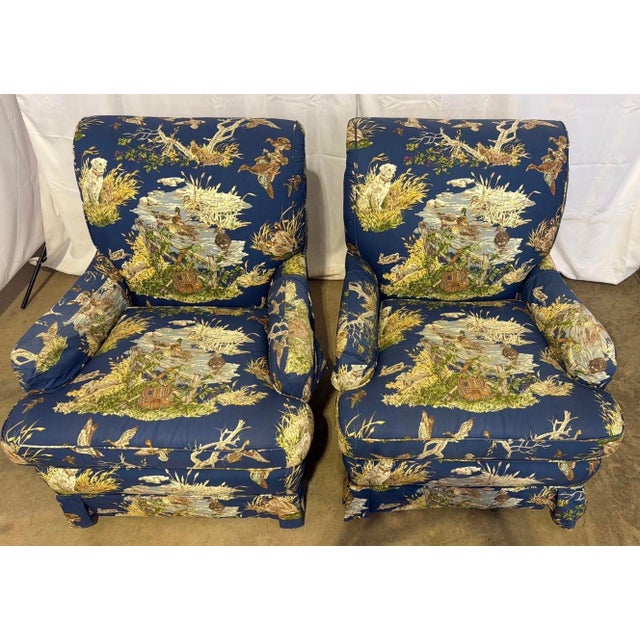 Vintage Bench-Made 3-Piece Living Room Set in Schumacher "Dog & Duck" Indigo Linen – Sofa & 2 Matching Chairs For Sale - Image 12 of 18