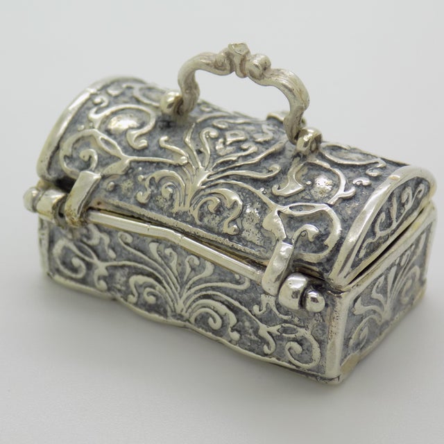1970s Vintage Italian Handmade Silver Treasure Chest Miniature Figurine, Italy, 1970s-1980s For Sale - Image 5 of 10