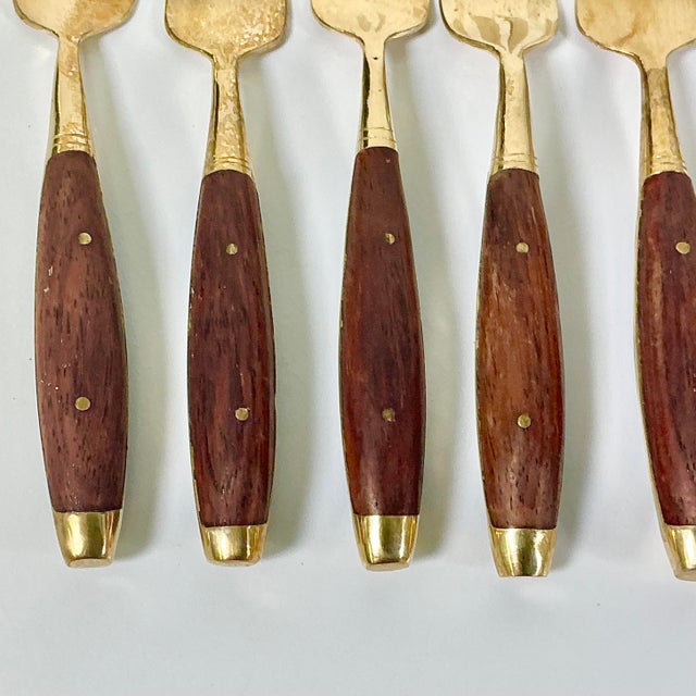 Brass 1950s Vintage Hollywood Regency Chinoiserie Appetizer-Dessert Brass & Rosewood Forks - Set of 8 For Sale - Image 8 of 10