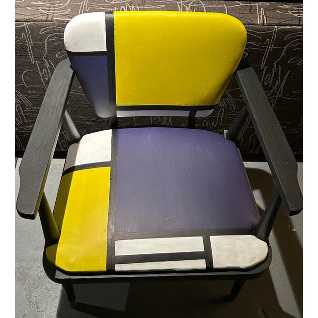 I rescued this armchair from the curb. It was badly parched and weather beaten. Over 4 weeks, I cleaned, stabilized,...