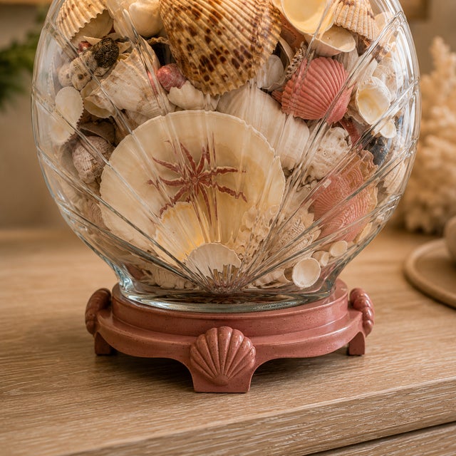 Late 20th Century Vintage Seashell-Filled Glass Table Lamp With Pink Shell Base For Sale - Image 5 of 5
