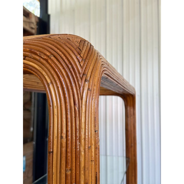 Monumental Vintage Pencil Rattan Waterfall Étagère With Glass Shelves For Sale - Image 9 of 12