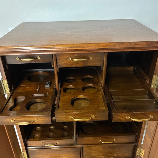 Hollywood Regency Rare 1940’s Hollywood Regency Bar Cabinet With Ice Box Drawer With Cut Outs for Glassware and Bar Tools For Sale - Image 3 of 11