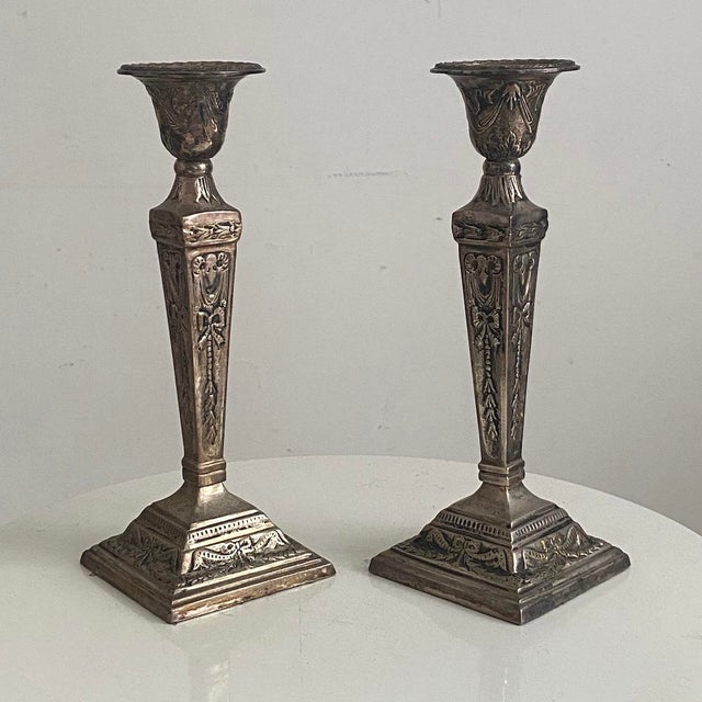 Victorian Silver-Plated Metal Candlesticks, Set of 2, in Good conditions. Designed before 1890