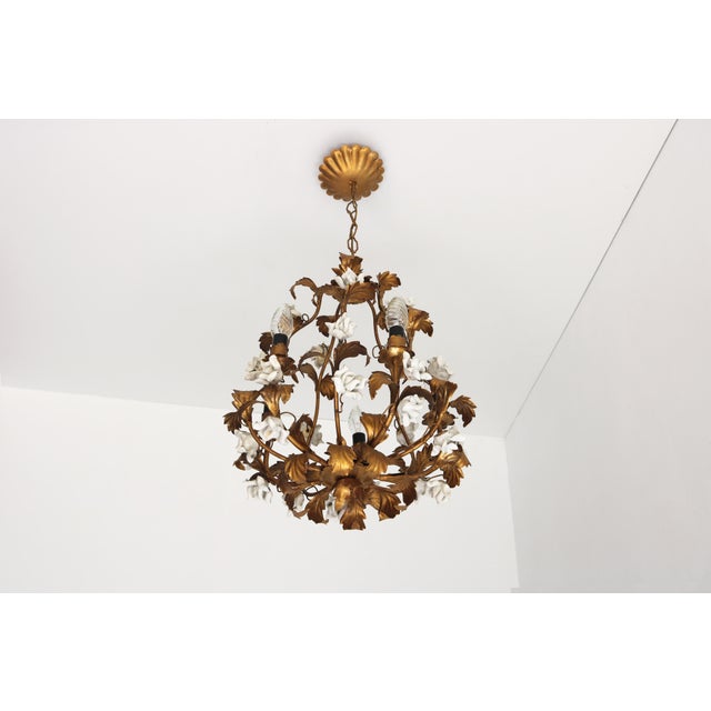 Mid-Century Modern Vintage Florentine Tôle Chandelier with Porcelain Roses, 1950s For Sale - Image 3 of 14