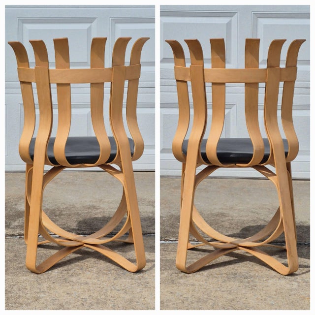 1993 Frank Gehry for Knoll Bentwood Maple “Face Off” Dining Table & 2 “Hat Trick” Dining Chairs - Set of 3 For Sale In Washington DC - Image 6 of 13