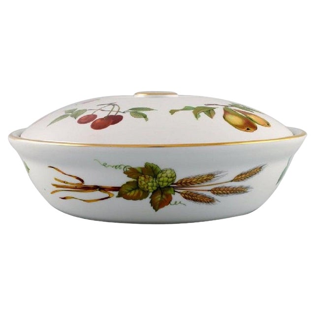 England Evesham Lidded Tureen in Porcelain with Fruits from Royal Worcester, 1980s For Sale